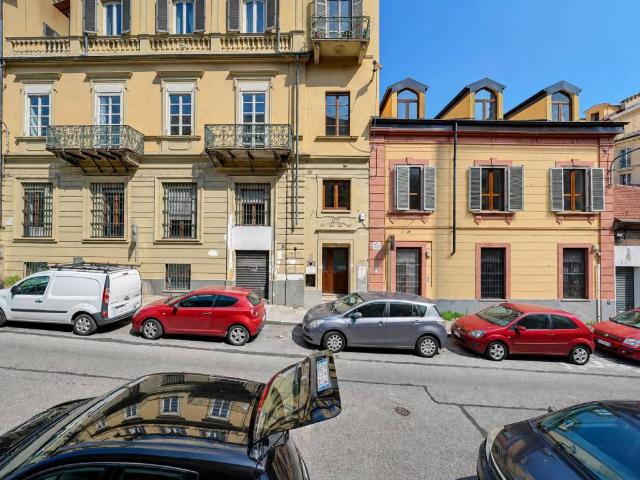 Appartamento in affitto a Torino TO