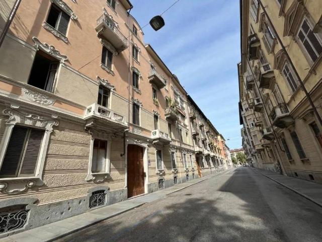 Appartamento in affitto a Torino TO