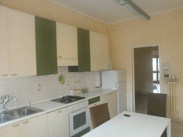 Appartamento in affitto a Torino TO