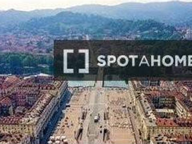 Appartamento in affitto a Torino TO