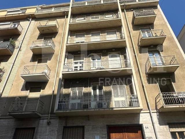 Appartamento in affitto a Torino vandalino, 24, arredato, ristrutturato, vicinanze negozi TrovaCasa