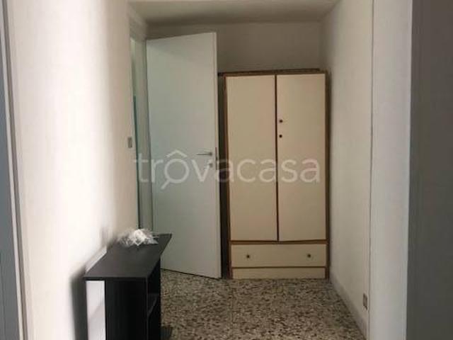 Appartamento in affitto a Torino via caluso, 31, parzialmente arredato, libero subito, lavatrice TrovaCasa
