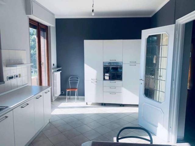 Appartamento in affitto a Torino via capelli 110, Parella