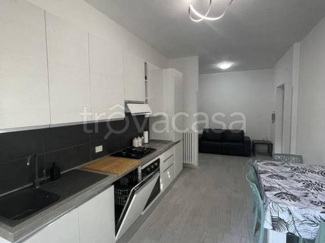 Appartamento in affitto a Torino via Caprera, 37, Santa Rita