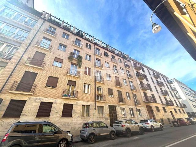 Appartamento in affitto a Torino via Antonio Giuseppe Bertola, arredato, ascensore, doppia esposizione TrovaCasa