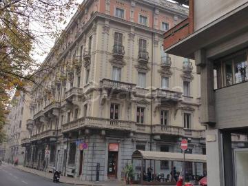 Appartamento in affitto a Torino via Beato Sebastiano Valfrè, 18, non arredato/vuoto, ascensore, libero subito TrovaCasa