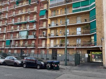 Appartamento in affitto a Torino via Genova, arredato, ascensore, ristrutturato TrovaCasa