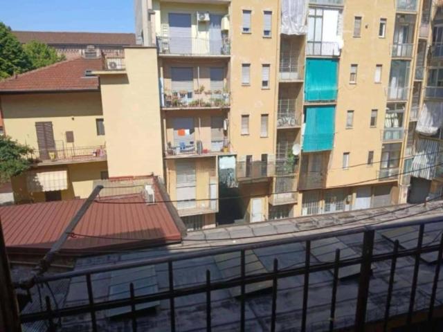 Appartamento in affitto a Torino via Genova, arredato, balcone TrovaCasa