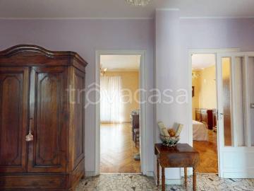 Appartamento in affitto a Torino via Giacinto Collegno, 49, parzialmente arredato, ristrutturato, porta blindata TrovaCasa