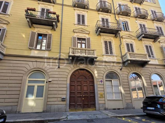 Appartamento in affitto a Torino via Filippo Burzio, 9, arredato, ascensore, ultimo piano TrovaCasa