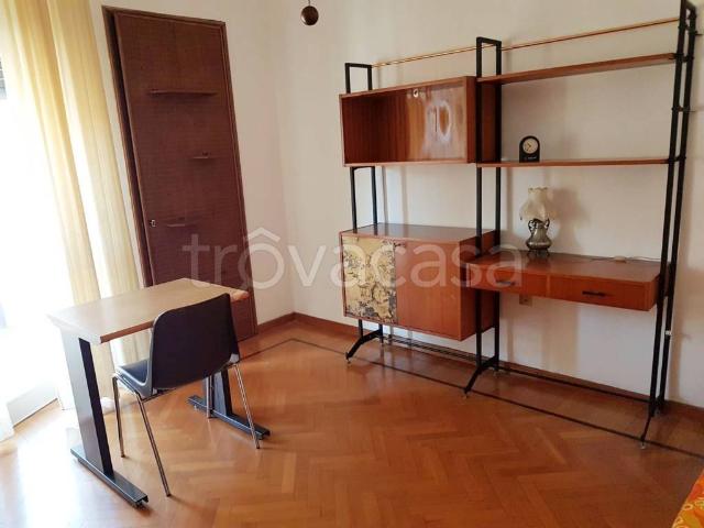 Appartamento in affitto a Torino via Oropa, 102, arredato, senza ascensore, balcone TrovaCasa