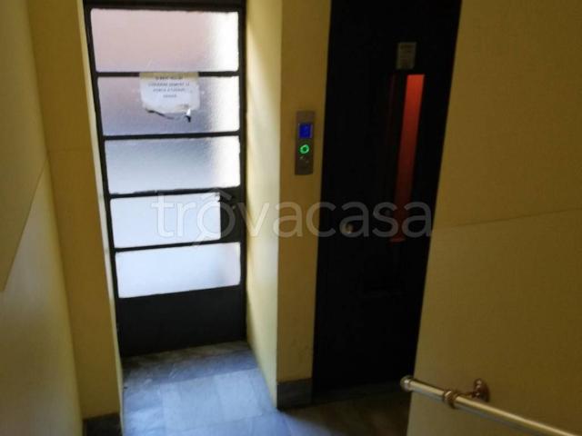Appartamento in affitto a Torino via Monginevro, 100, ascensore, doppia esposizione, cantina TrovaCasa