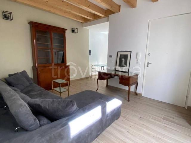 Appartamento in affitto a Torino via Mongrando, arredato, giardino privato, terrazzo TrovaCasa
