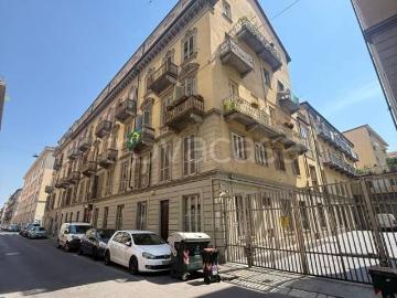 Appartamento in affitto a Torino via Saluzzo, 61, San Salvario Dante