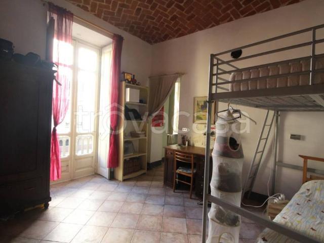 Appartamento in affitto a Torino via Sant'Anselmo, 30, San Salvario Baretti