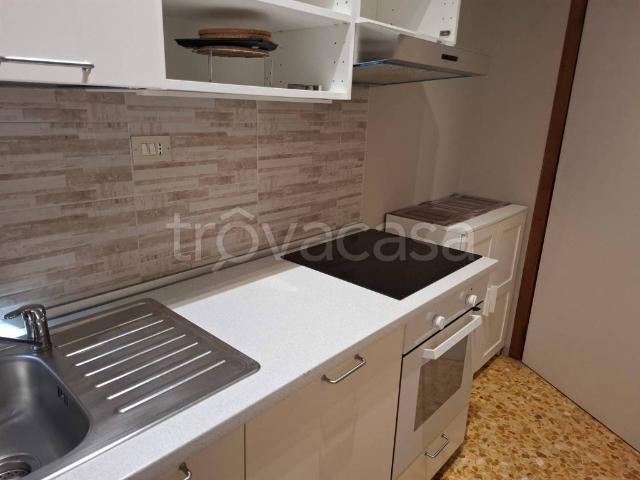 Appartamento in affitto a Torino via ribet, 5, arredato, riscaldamento centralizzato, balcone TrovaCasa