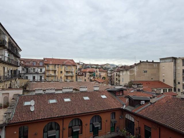 Appartamento in affitto a Torino via Vanchiglia, 14, arredato, ascensore, balcone TrovaCasa
