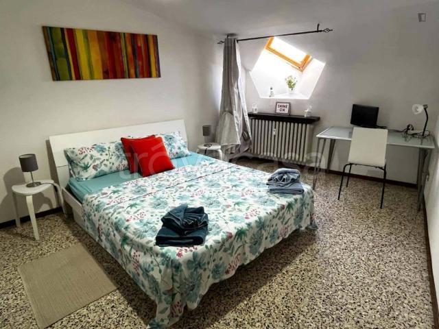 Appartamento in affitto a Torino via Ventimiglia, arredato, vista panoramica, ascensore TrovaCasa