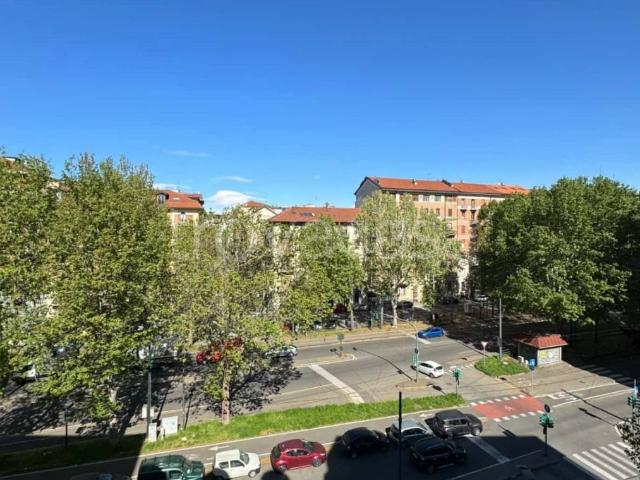 Appartamento in affitto a Torino corso Alcide De Gasperi, arredato, terrazzo, riscaldamento autonomo TrovaCasa