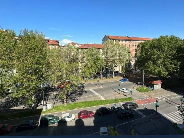 Appartamento in affitto a Torino corso Alcide De Gasperi, Crocetta