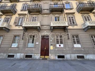 Appartamento in affitto a Torino corso Inghilterra, 39, arredato, ristrutturato, cantina TrovaCasa