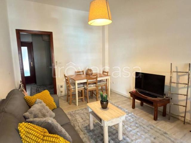 Appartamento in affitto a Torino corso Sebastopoli, 306/8, arredato, doppia esposizione, balcone TrovaCasa