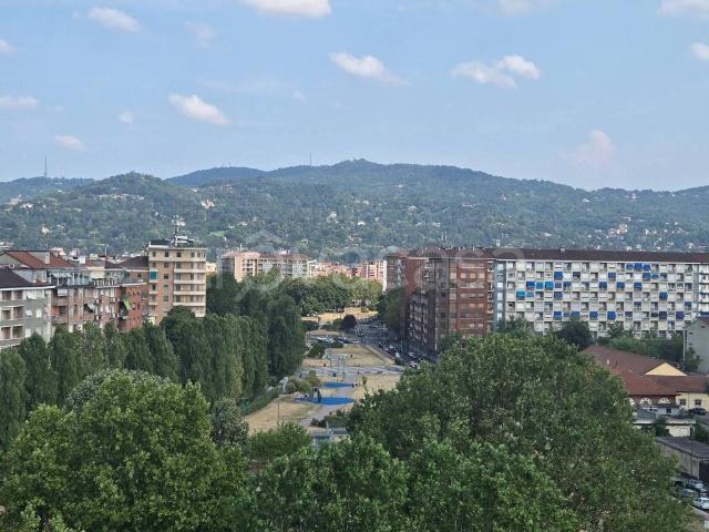 Appartamento in affitto a Torino largo Orbassano, 70, Santa Rita