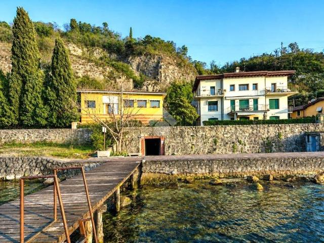 Appartamento in affitto a Torri del Benaco VR