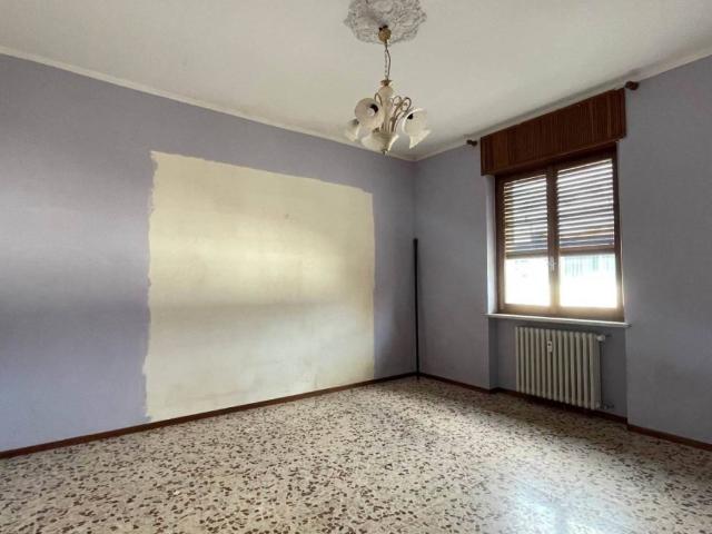 Appartamento in affitto a Tortona via trento, non arredato/vuoto, buono stato, cucina abitabile TrovaCasa