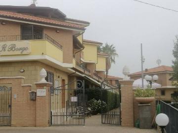 Appartamento in affitto a Tortoreto TE