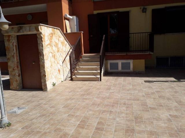 Appartamento in affitto a Trani BT