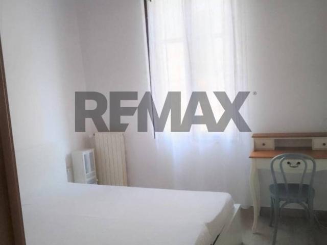 Appartamento in affitto a Trani vico morola, 44, arredato, terrazzo, travi a vista TrovaCasa