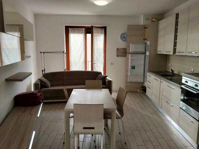 Appartamento in affitto a Tradate VA