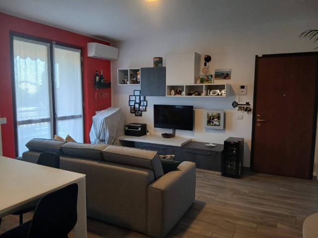 Appartamento in affitto a Tradate VA