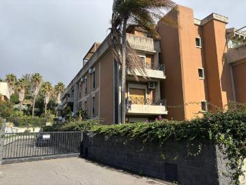 Appartamento in affitto a Tremestieri Etneo CT