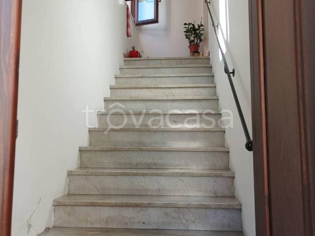 Appartamento in affitto a Trecchina corso Umberto I, parzialmente arredato, buono stato, balcone TrovaCasa