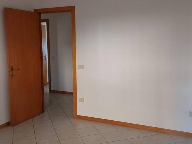Appartamento in affitto a Treia MC