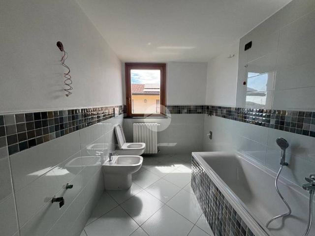 Appartamento in affitto a Trescore Balneario via Roma, 17, box, zona residenziale, cantina TrovaCasa