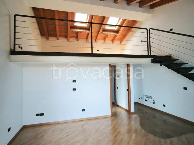 Appartamento in affitto a Trescore Balneario, non arredato/vuoto, box, zona residenziale TrovaCasa
