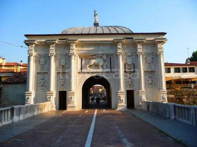 Appartamento in affitto a Treviso piazza San Vito, terrazzo, balcone, cabina armadio TrovaCasa