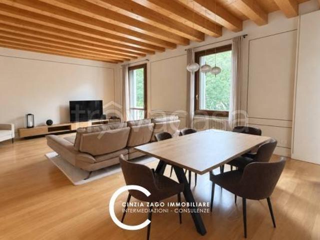 Appartamento in affitto a Treviso viale Guglielmo Oberdan, arredato, box, terrazzo TrovaCasa