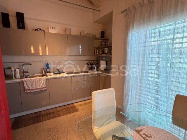 Appartamento in affitto a Treviso viale Fratelli Cairoli, arredato, box, terrazzo TrovaCasa