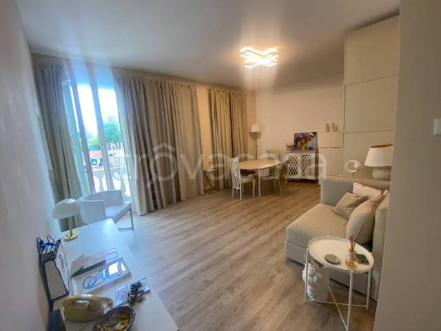 Appartamento in affitto a Treviso viale Fratelli Cairoli, non arredato/vuoto, terrazzo, balcone TrovaCasa
