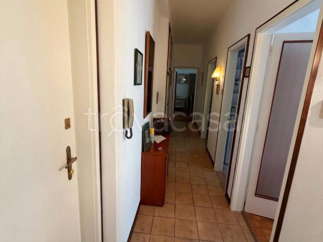 Appartamento in affitto a Trieste, arredato, giardino, terrazzo TrovaCasa