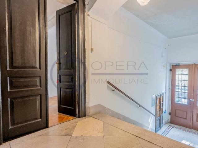 Appartamento in affitto a Trieste via Belpoggio, 11, Città Vecchia