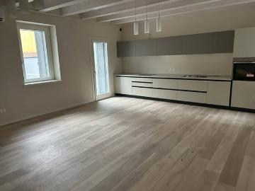 Appartamento in affitto a Udine UD