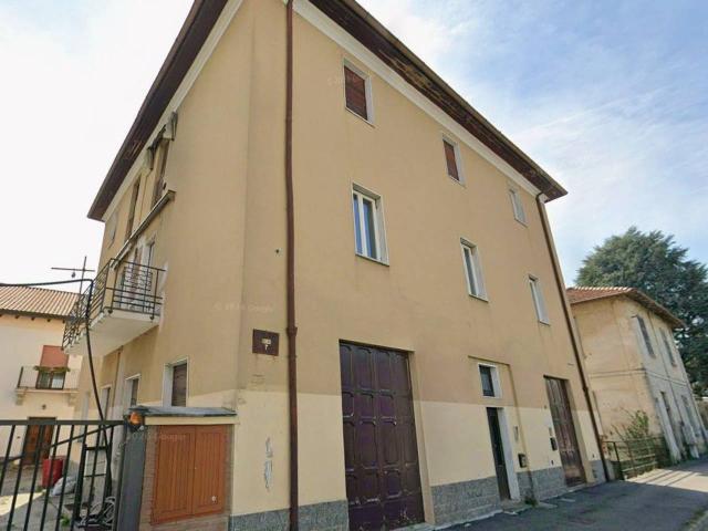 Appartamento in affitto a Usmate Velate