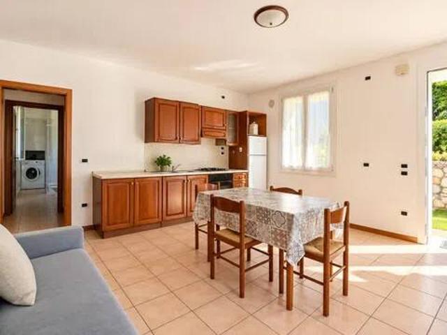 Appartamento in affitto a Valbrenta VI