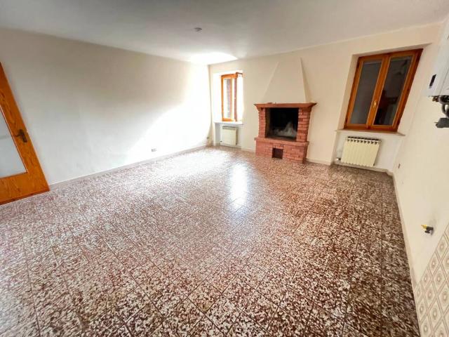 Appartamento in affitto a Valeggio sul Mincio VR