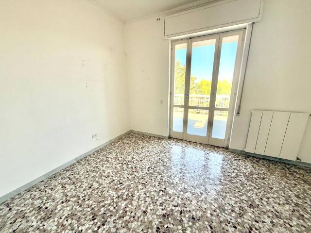 Appartamento in affitto a Valenzano BA